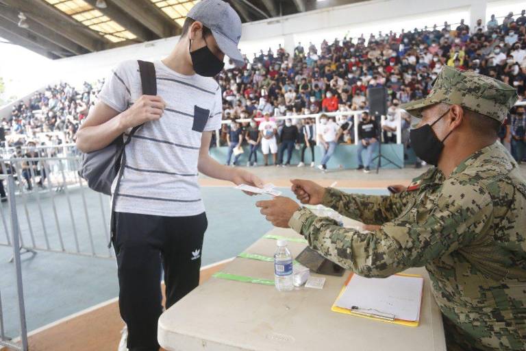 En Mazatlán, invita la Sedena a jóvenes a recoger cartillas de Servicio Militar
