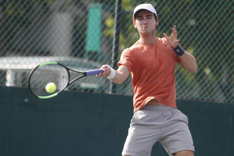 Luis Patiño cae en singles dentro del Torneo de Tenis World Tennis Tour Cancún M15
