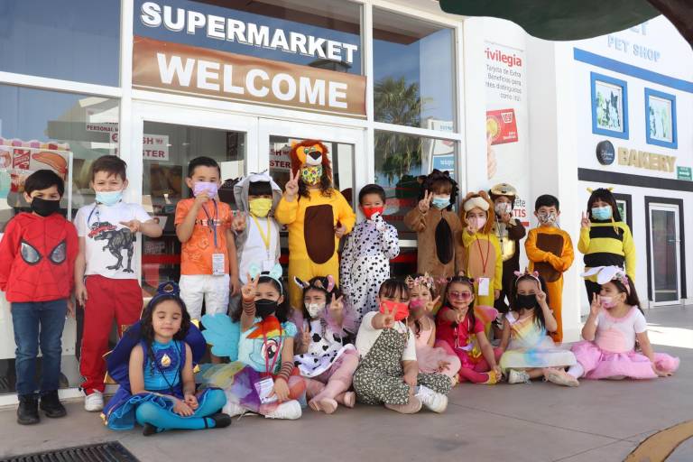 Reciben a la primavera con paseo en el Colegio SEBEC