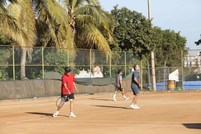 Delfino Torres y Adalberto Osuna suman valioso triunfo en el Torneo del Pavo 2021 del Muralla