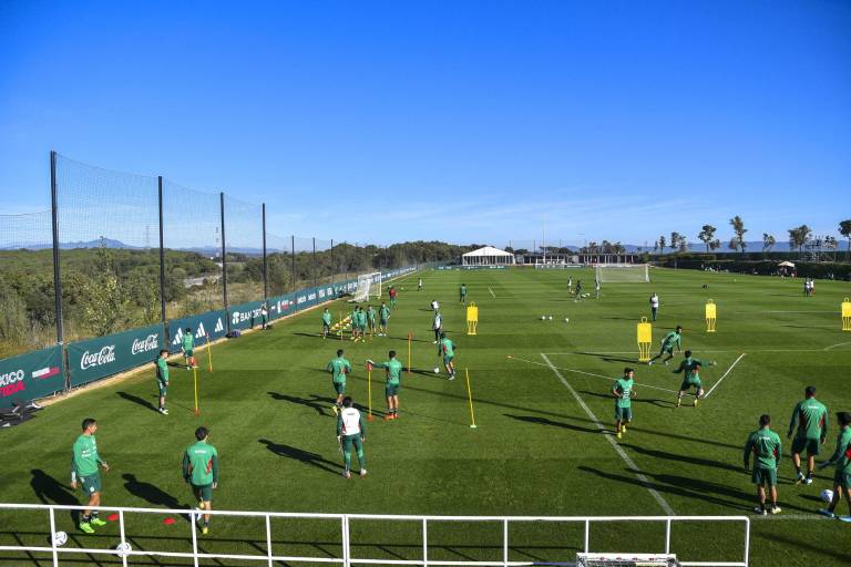 Raúl Jiménez reporta con la Selección Mexicana en Girona