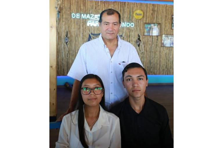 Va equipo del CBTis 51 a Proyecto Mundial de Solacyt