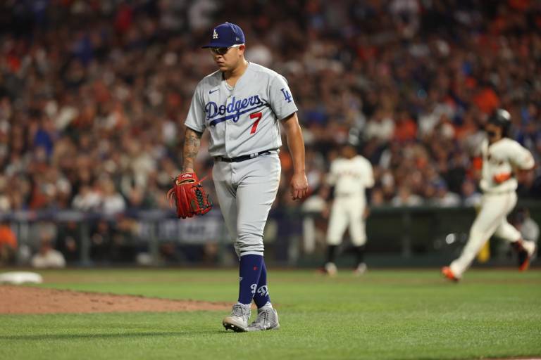Julio Urías tiene una vez más en sus manos el destino de Dodgers en postemporada