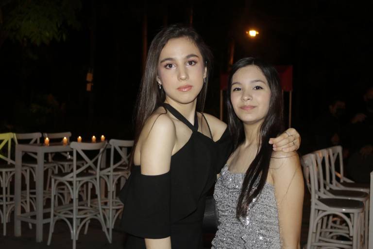 ¡Son quinceañeras!