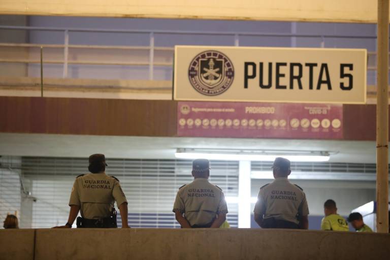 ¡Por si las moscas! Fuerte operativo de seguridad toma El Encanto previo al Mazatlán contra Pumas