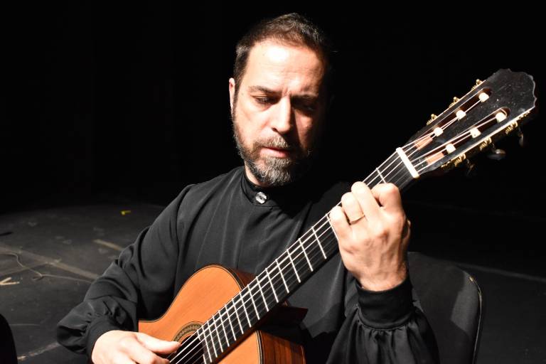 Inicia Festival de Guitarra con música Barroca