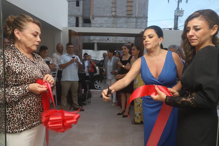 Abren las oficinas de la Notaria Pública Jéssica Páez Lizárraga