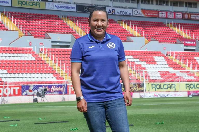 DT de Cruz Azul Femenil responsabiliza a jugadoras de acoso: ‘No seamos las que provoquemos esto’