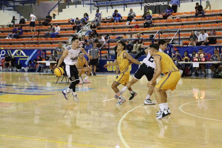 Águilas UAS clasifica a cuartos de final en el basquetbol tres por tres de la Universiada Nacional