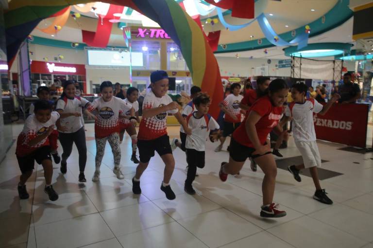 Mini Maratón con causa Venados: Atienden al llamado pequeños en apoyo al Asilo de Ancianos