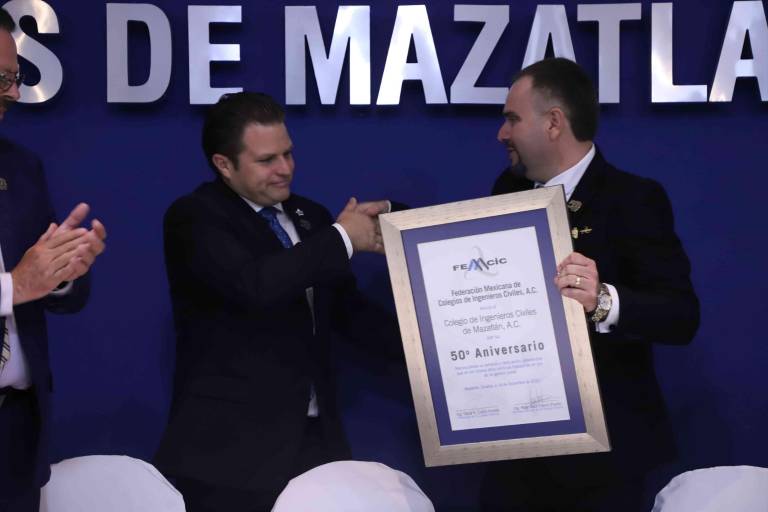 Celebran ingenieros civiles su reunión anual