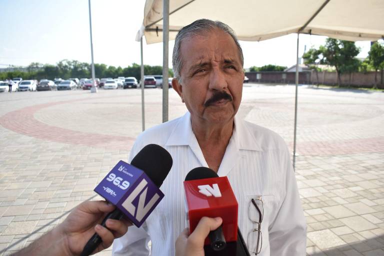 Prolongan dos meses más investigación contra Estrada Ferreiro por caso de camiones de basura