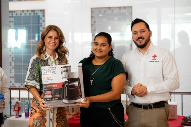 Festeja Cruz Roja Culiacán a las mamás en su día