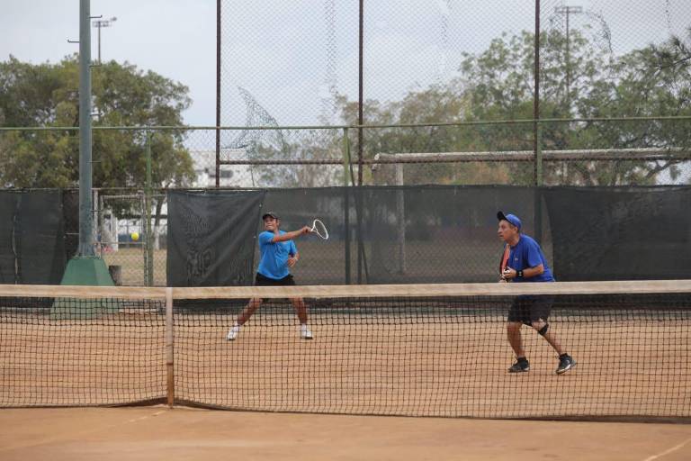 Surgen campeones dentro del Torneo de Tenis del Día del Padre 2021 del Muralla