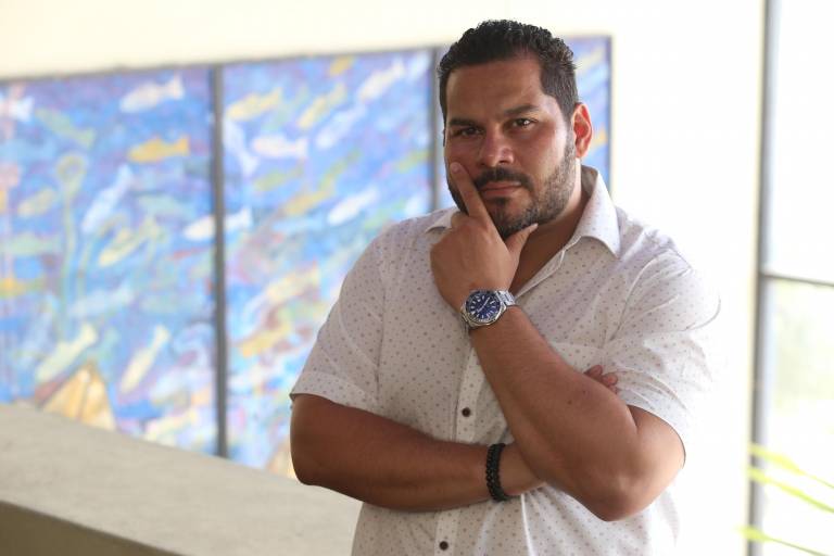 El tenor mazatleco Carlos Osuna cantará este viernes junto a Plácido Domingo