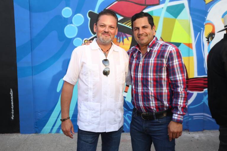 La barda del Muelle Fiscal de Mazatlán se convierte en Galería del Arte Urbano