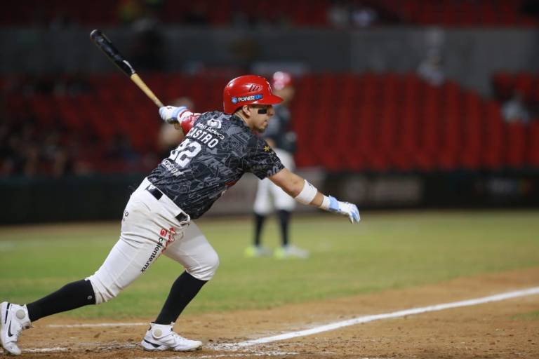 Venados sufre por bateo y pierde serie ante Guasave