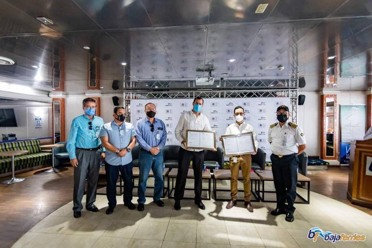 Certifican a Baja Ferries por proteger planeta y por Calidad