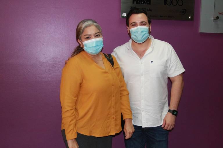 Carlos Ruiz brinda conferencia magistral para el sector empresarial