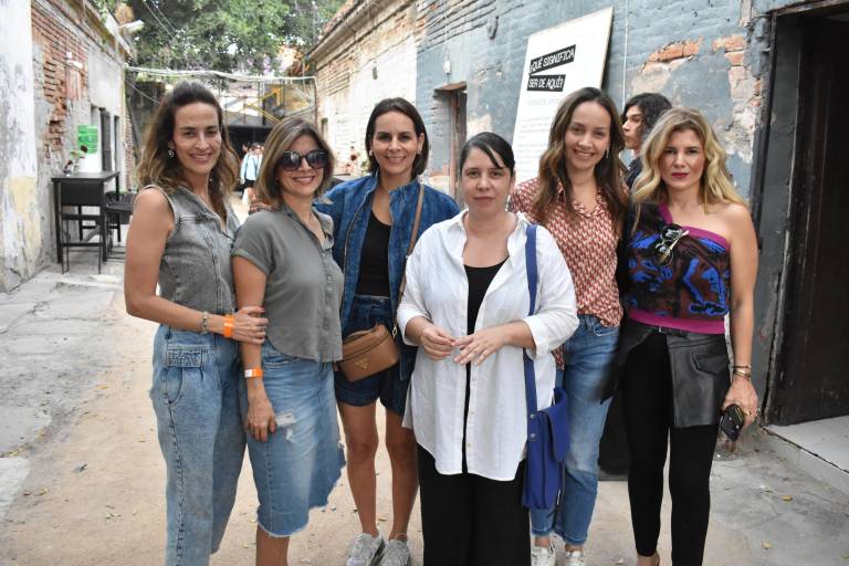 Disfrutan del arte del noroeste en Todos Ponen Feria