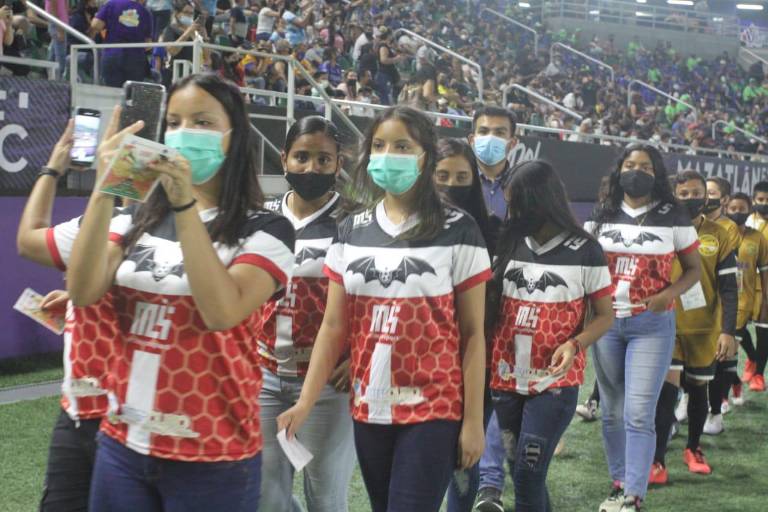 Vuelve la algarabía al Kraken con inauguración de la Copa Mazatlán de Futbol 7