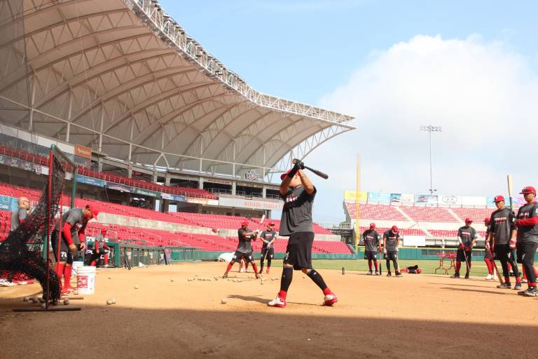 Venados de Mazatlán sostiene intensa práctica dominical