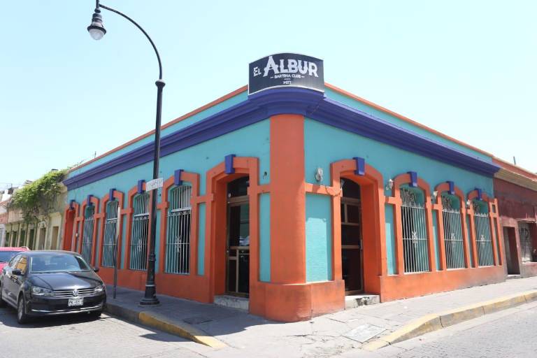 Vecinos del Centro exigen cierre de bar cercano al Ayuntamiento