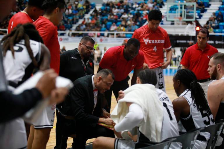 Venados Basketball y Astros de Jalisco se ven las caras este martes