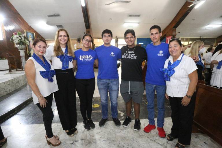 Integrantes de Anspac Mazatlán agradecen a Dios por las bondades recibidas y piden por un buen año escolar