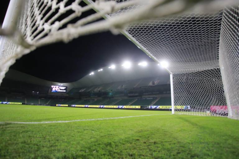 Mazatlán FC hace su presentación en el Kraken ante Santos