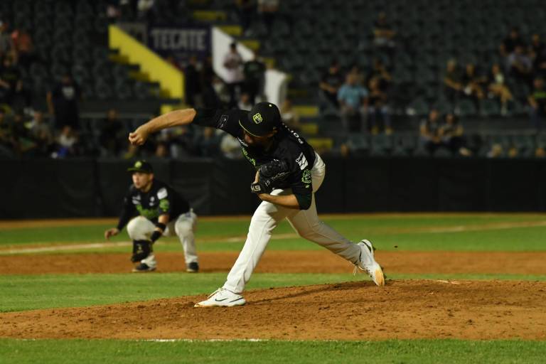 Noche de pisca para Darel Torres en triunfo de Cañeros sobre Algodoneros