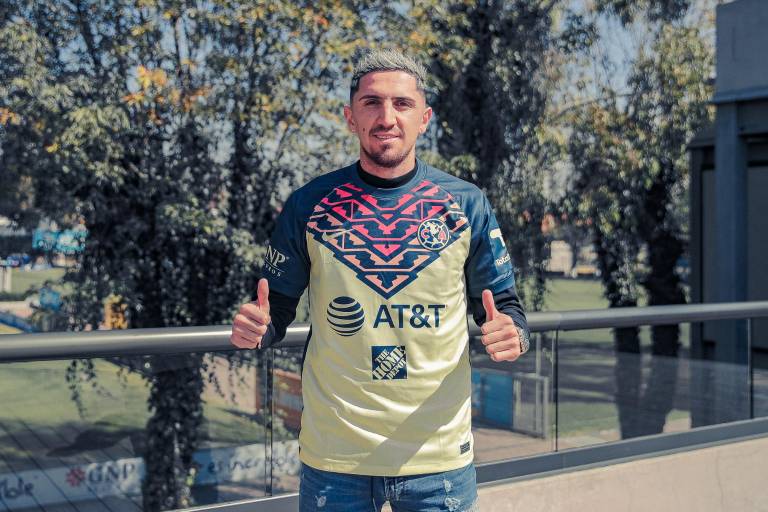 América oficializa la llegada del centrocampista chileno Diego Valdés