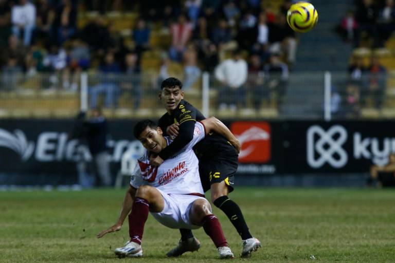 Amargo debut en casa para Dorados de Sinaloa