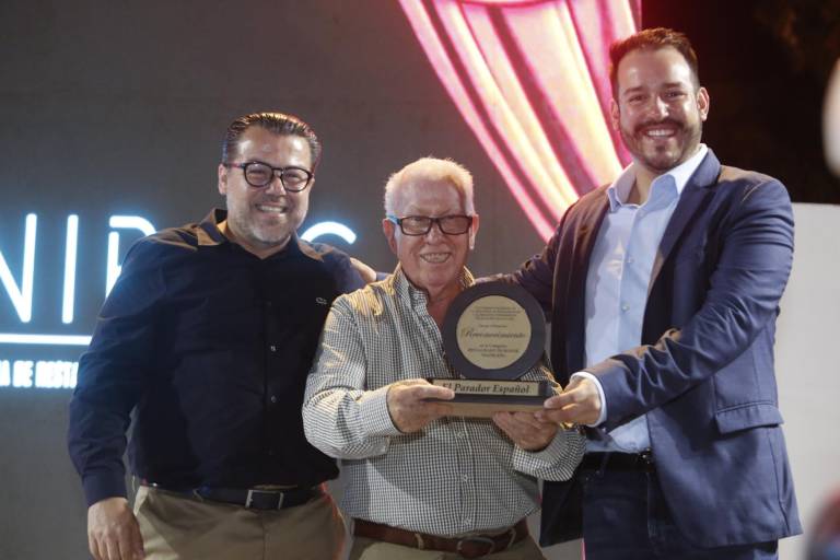 Canirac premia a los mejor del arte culinario en el puerto