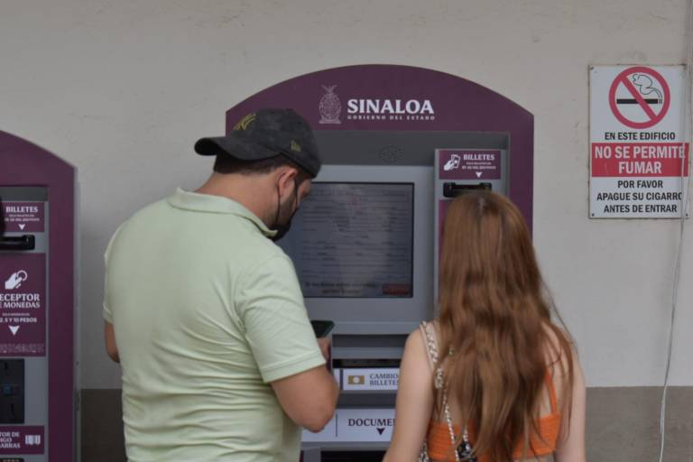 Después de varias denuncias, cajeros para expedir actas de nacimiento en la USE ya funcionan