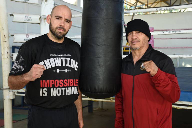 Víctor Castro Inzunza gana medalla de plata en torneo nacional de box