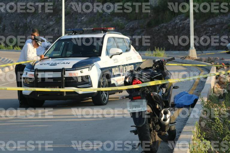 Motociclista derrapa y muere en ampliación del bulevar Agricultores, al sur de Culiacán