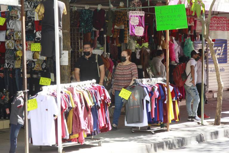 Comerciantes de Culiacán esperan repunte en ventas por el cambio a semáforo verde