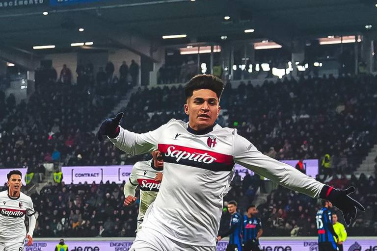 Con gol de Santiago Castro, Bolonia vence a Atalanta y alcanza semifinales de la Copa Italia