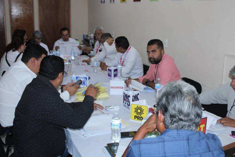 Inicia 24 Consejo Distrital sesión para revisar actas electorales en Rosario