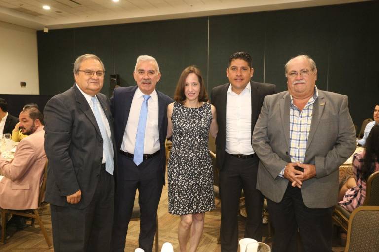 Celso Benítez toma protesta como presidente de los Ejecutivos de Ventas y Mercadotecnia de Mazatlán