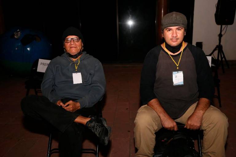 Exhibe 2 exposiciones en sus galerías