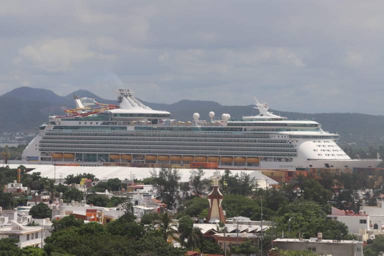 Llega a Mazatlán el crucero Navigator of the Seas, el primero de septiembre