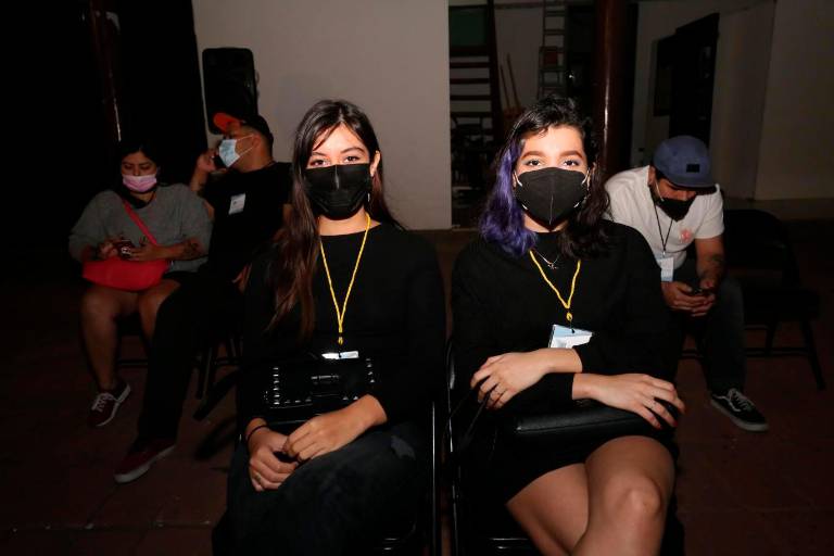 Exhibe 2 exposiciones en sus galerías