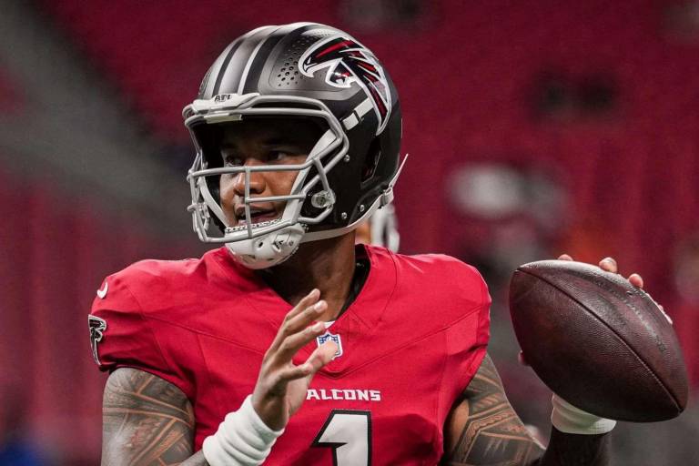 Falcons nombra titular a Tua Tagovailoa para Semana 1
