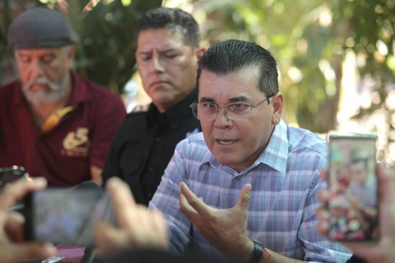 Secretario del Ayuntamiento de Mazatlán revela que Grupo ARHE interpuso demandas en su contra por dichos de caso Nafta