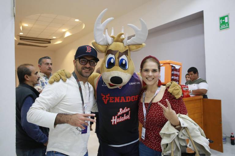 Rinden homenaje a Julieta López de la Peña en el Cibacopa