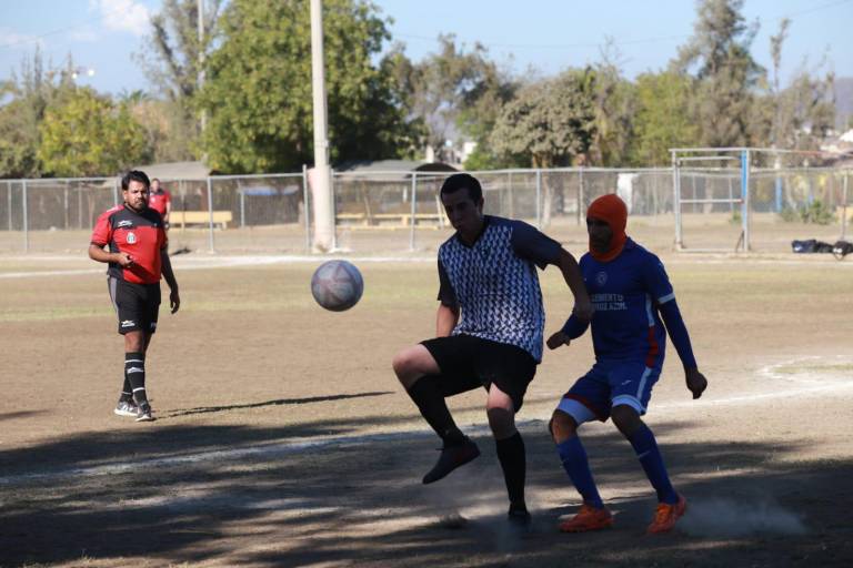 Hospital General golea a Doctores Bravo, en Futbol Intermédicos