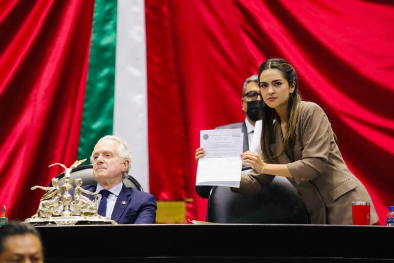 Exhibe Diputada acuerdo entre Chihuahua y Texas para frenar a migrantes