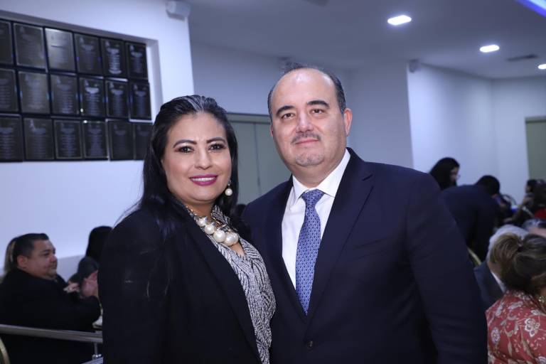 Asume presidencia de Colegio de Ingenieros Civiles